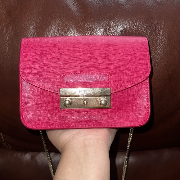 🔥🔥🔥Furla Pink Leather Julia Crossbody Bag - Picture 2 of 12